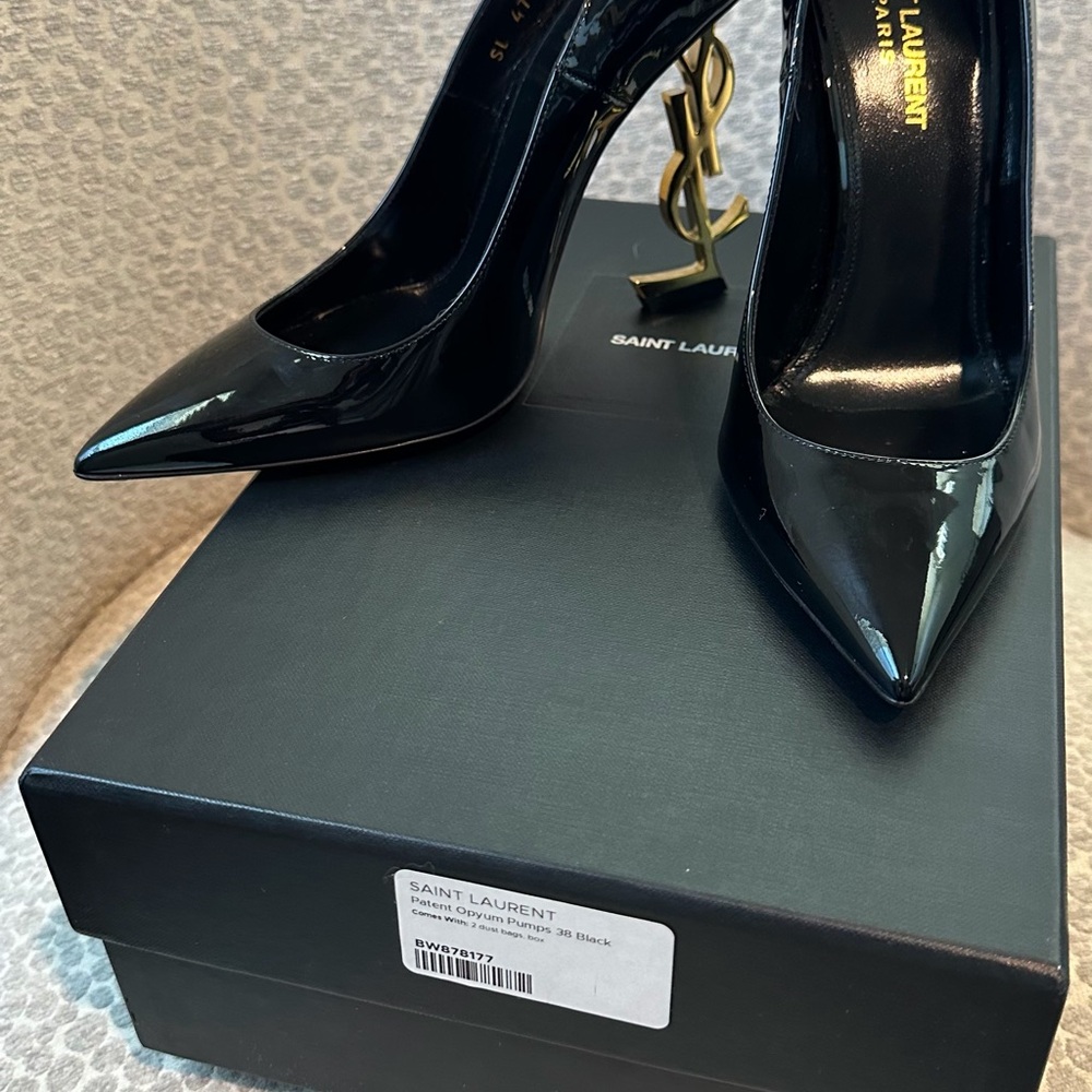 Saint Laurent Black Patent Leather Pointed Toe YSL Heels